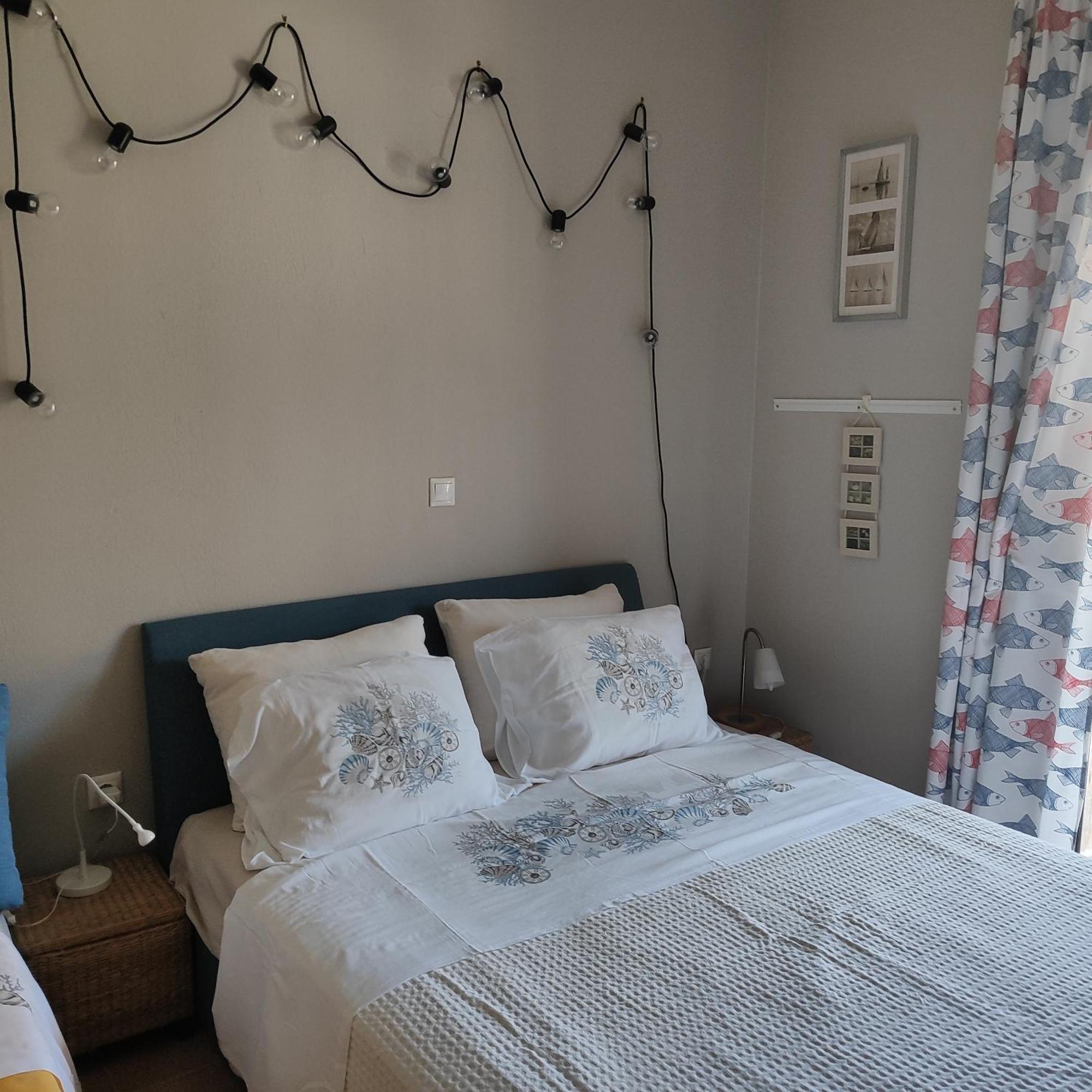 Navy Blue Apartment Nea Skioni Luaran gambar